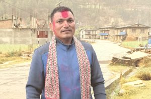 रुकुम नेकपा माओवादी केन्द्र निकट YCL का युवा नेता एमालेमा प्रवेश