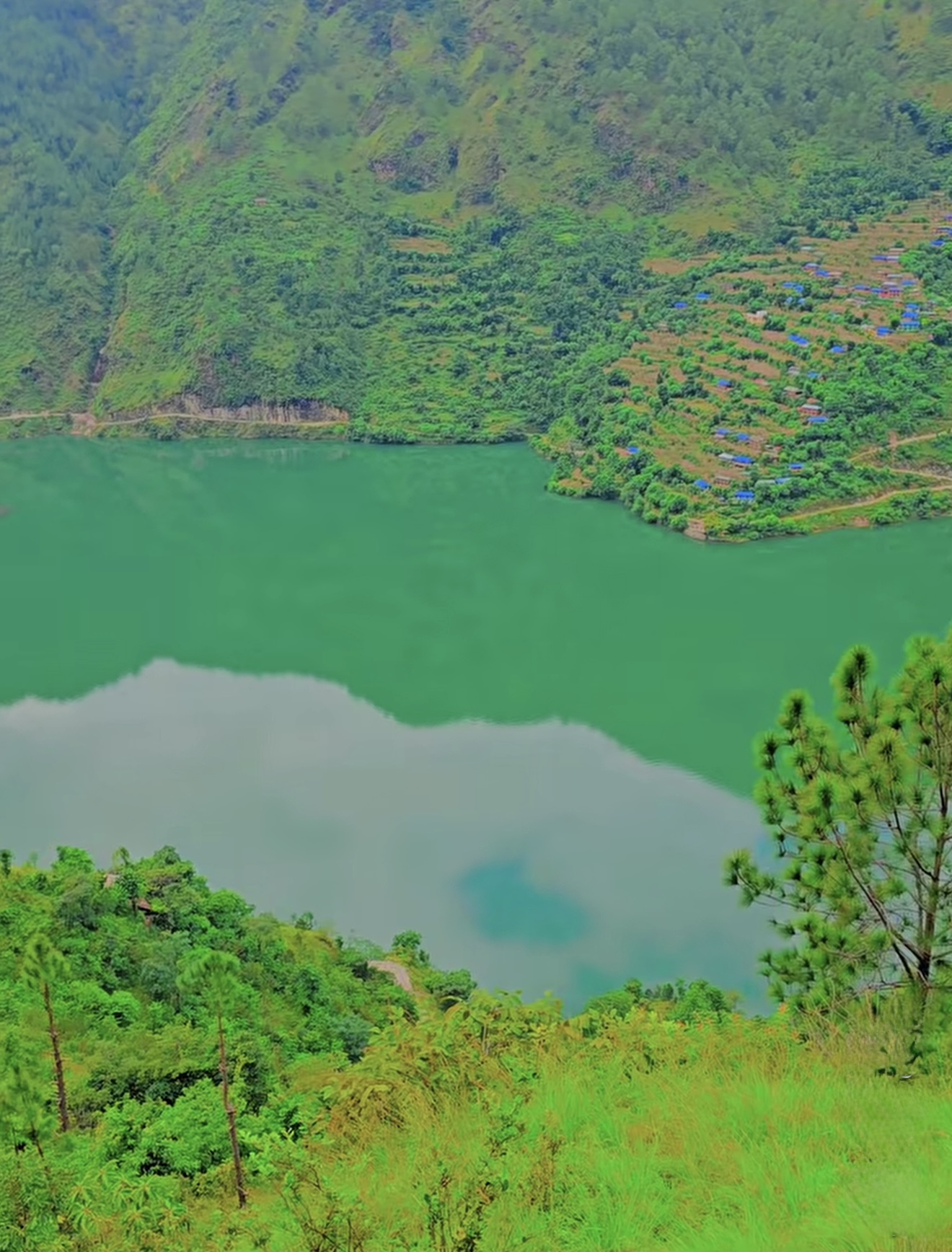 पर्यटकीय सम्भावना बोकेको स्यार्पु ताल सरसफाइमा कसैको ध्यान छैन